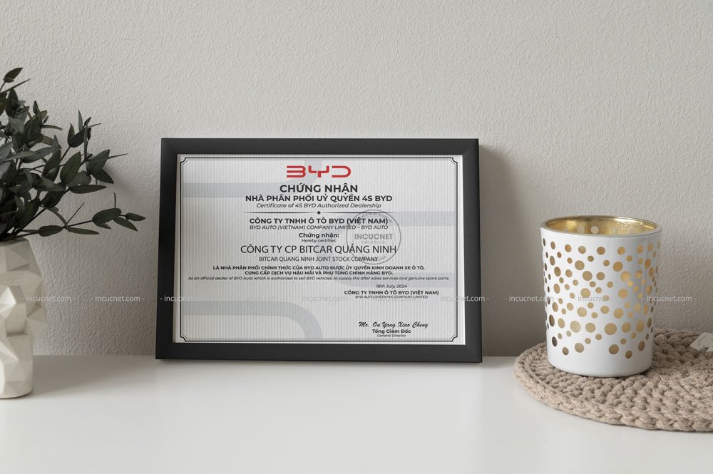 mau-bang-khen-trang-den-thu-hut