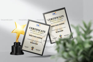 Bằng khen vinh danh đóng khung kính luôn mới