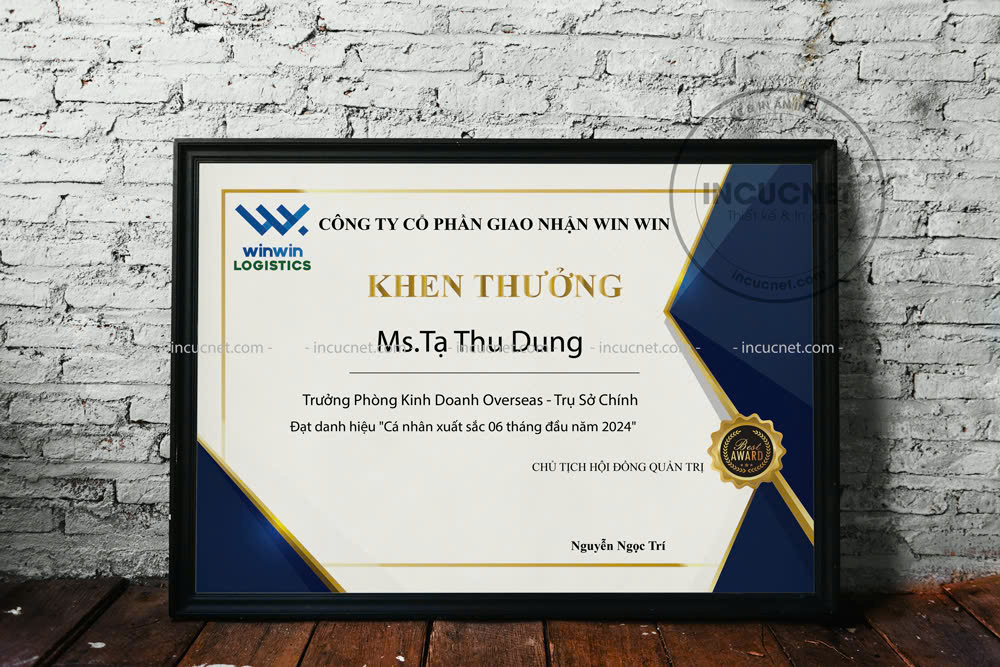 Mẫu bằng khen đóng khung kính đẹp