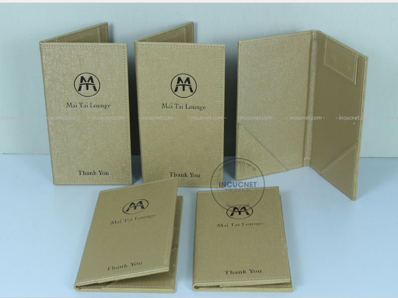 kẹp bill tạo ấn tượng mạnh mẽ với màu sắc nhẹ nhàng