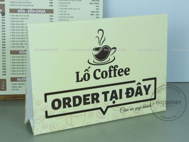 lố coffee menu chữ a để bàn